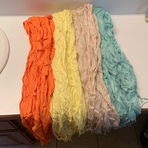 4 Decorative Scarves